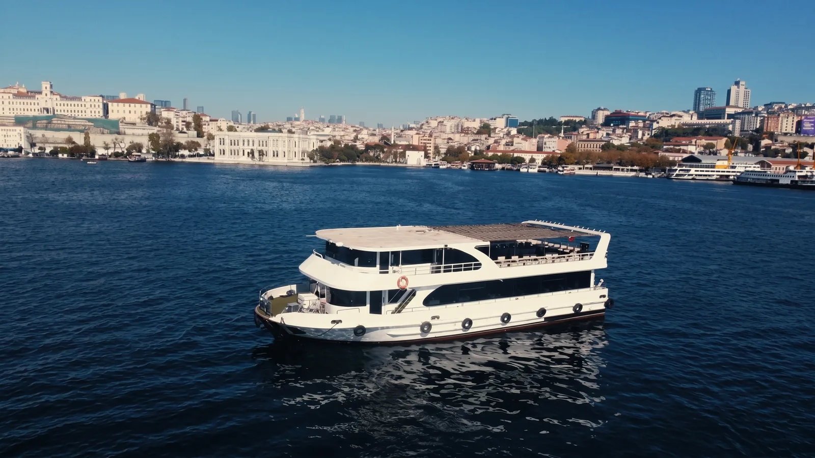 Y-118 · Battello turistico · 24 m